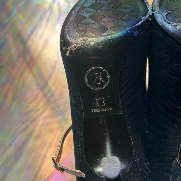 73 hours women’s velvet green point toe heels with flower button - Picture 4 of 6